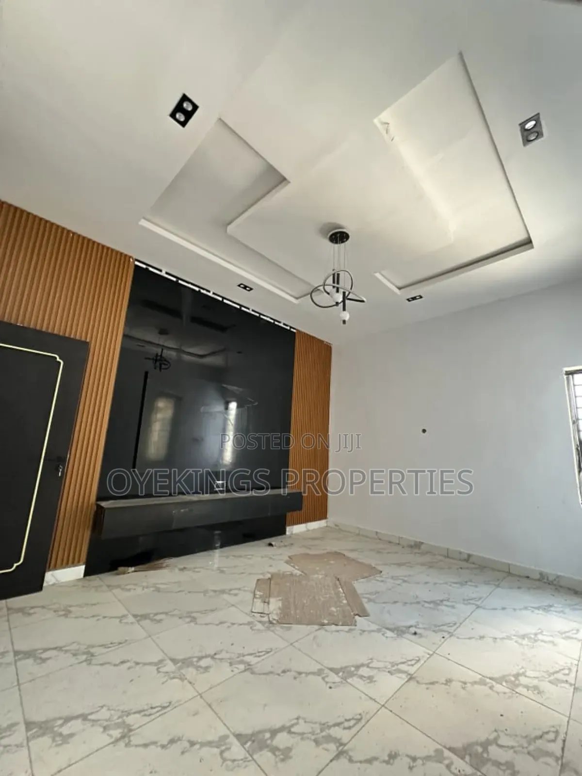 3bdrm Bungalow in Dss Estate, Ile, Akala Express for sale in Akala Express