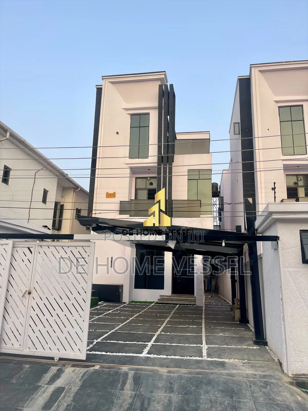 5bdrm Duplex in Lekki for sale in Lekki