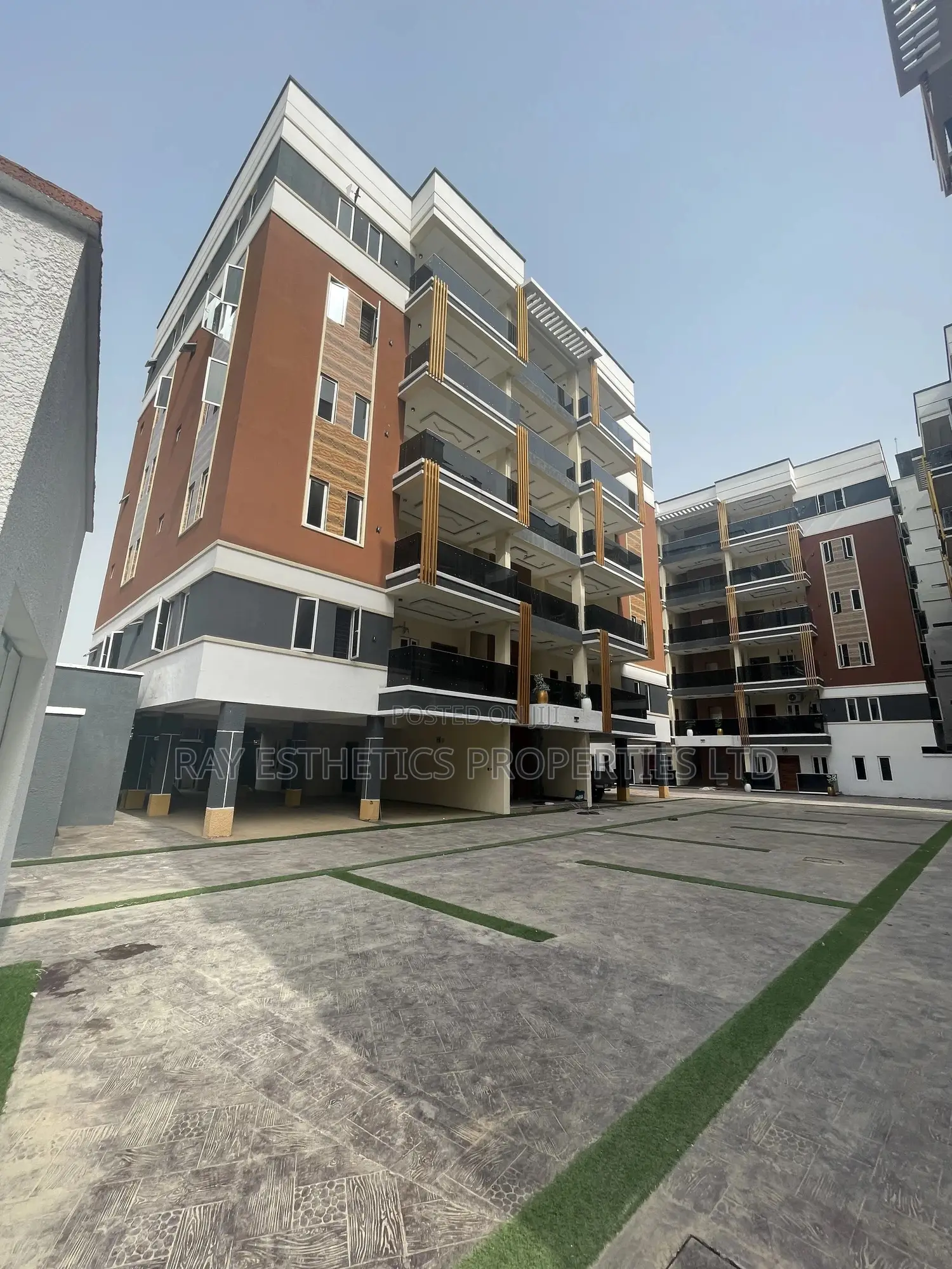 2bdrm Apartment in Freedom Way, Lagos State for sale in Lagos State