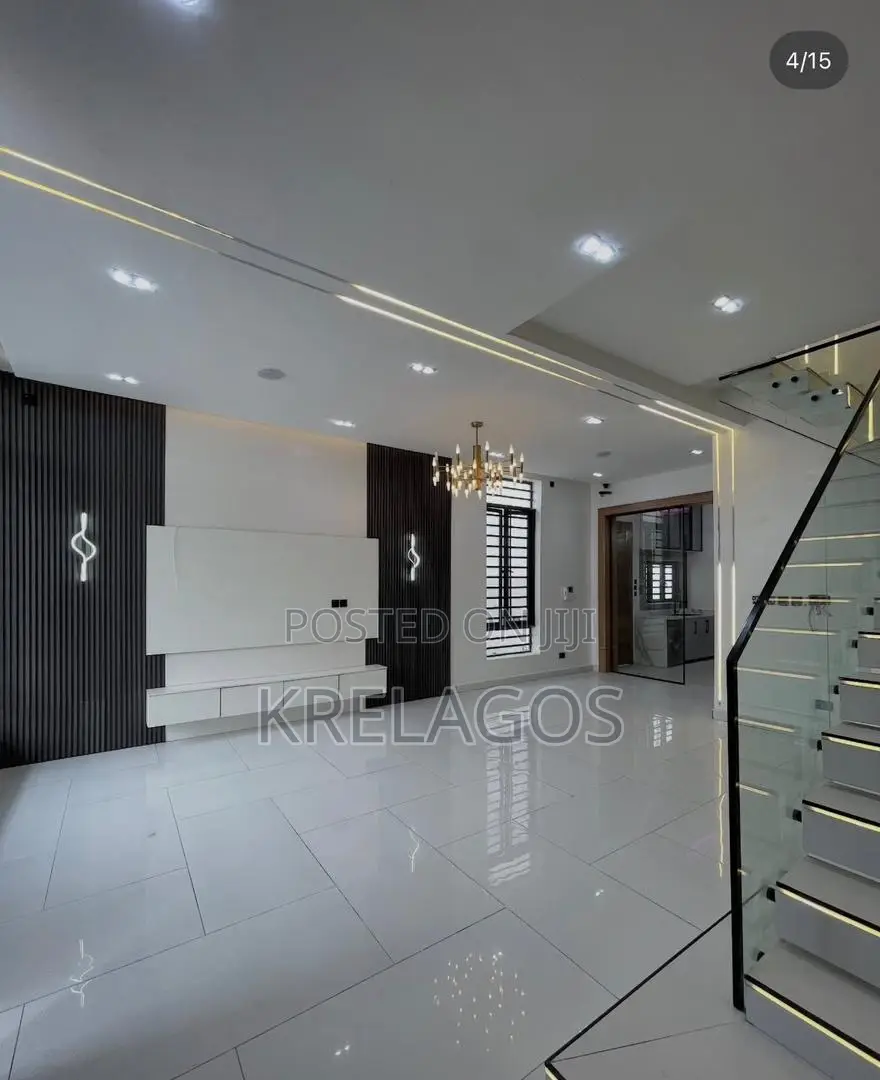 4bdrm Duplex in Orchid, Chevron for rent in Chevron