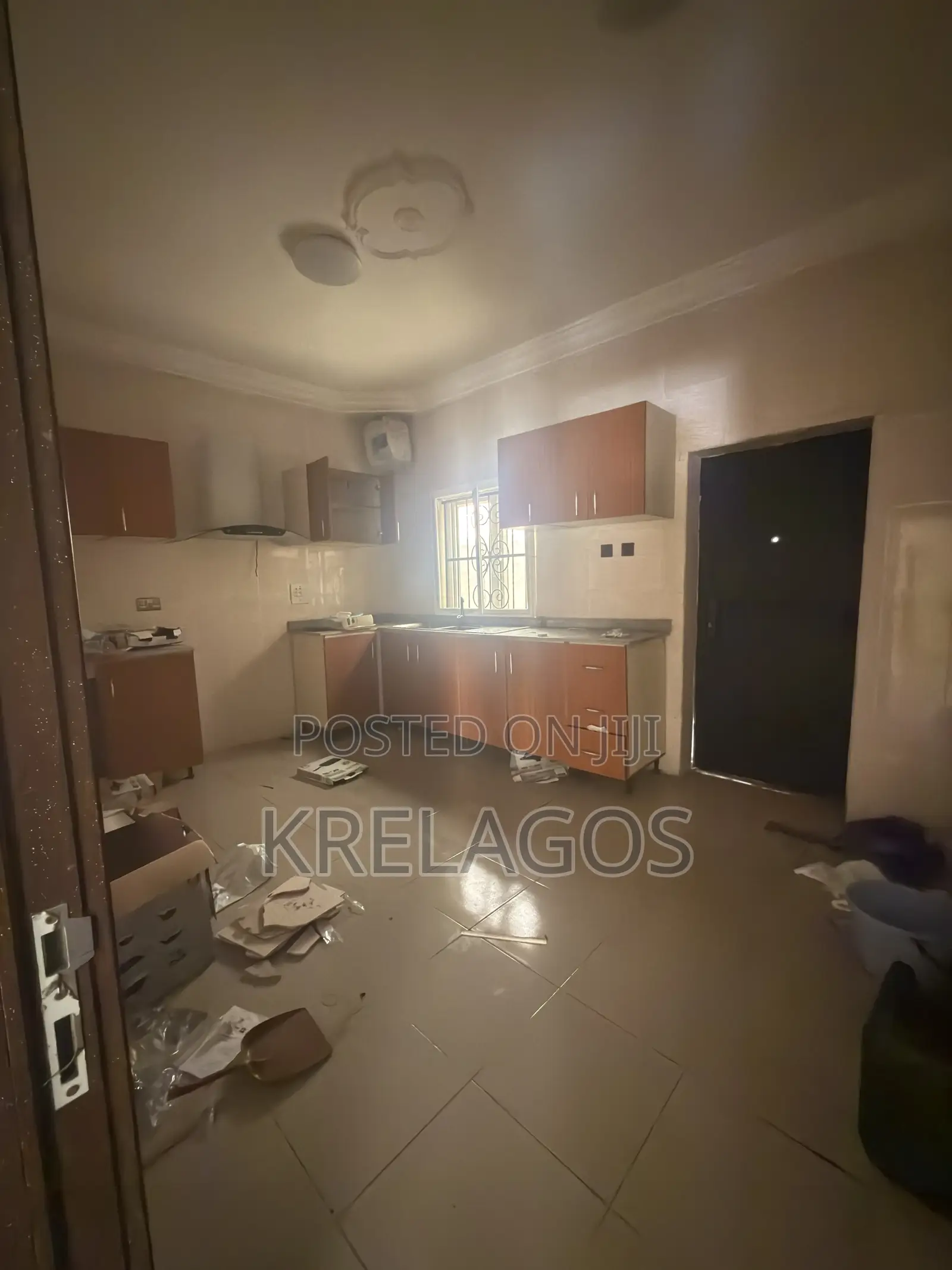 4bdrm Duplex in Ikota for sale in Ikota
