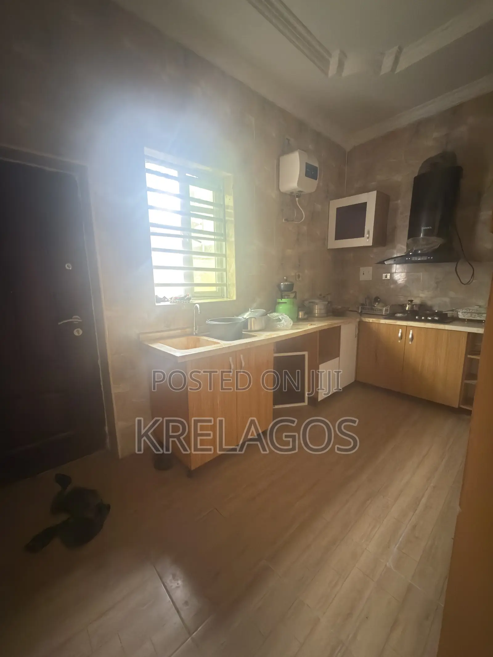 4bdrm Duplex in Ikota for sale in Ikota
