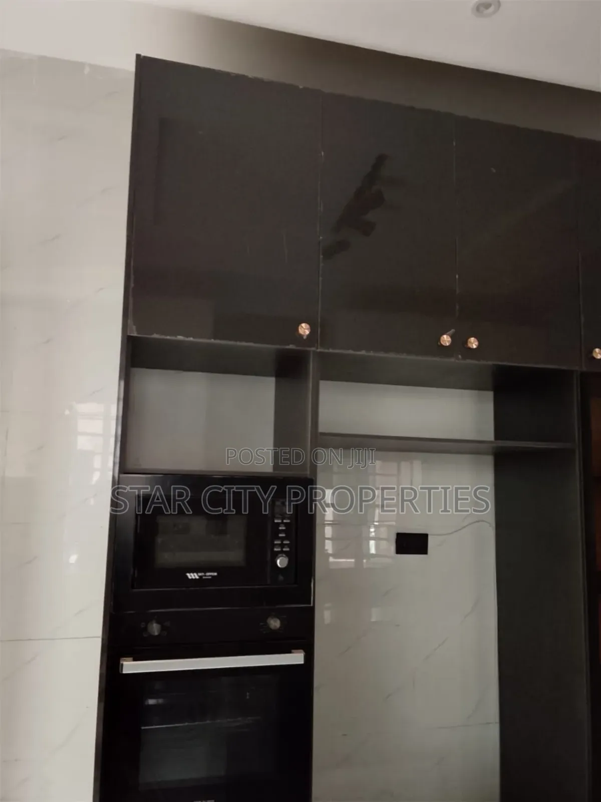 5bdrm Duplex in Magodo Isheri for rent in Magodo Isheri