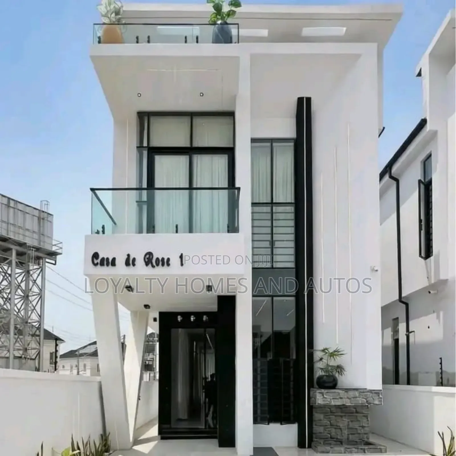 5bdrm Duplex in Ikota for sale in Ikota