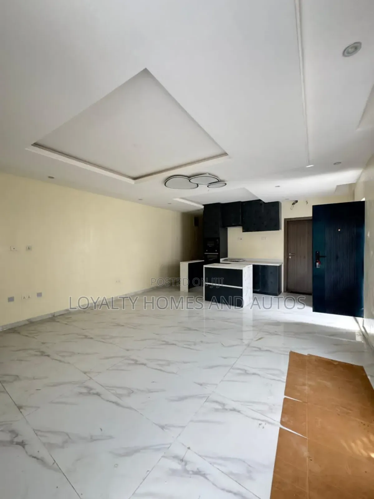 4bdrm Duplex in GRA Phase 1 for sale in GRA Phase 1