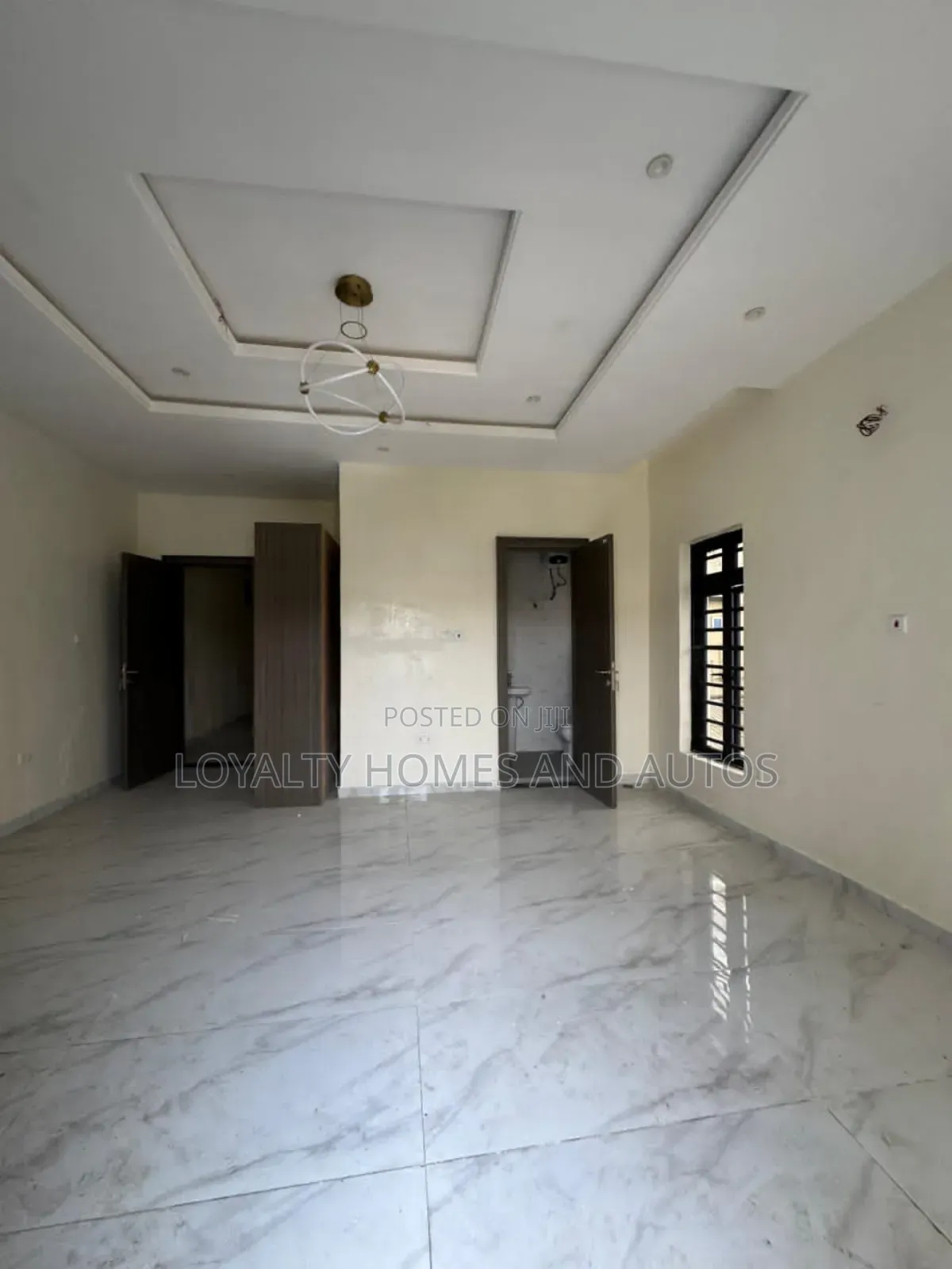 4bdrm Duplex in Surulere for sale in Surulere