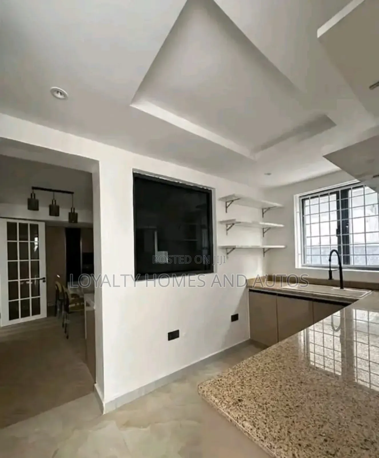 5bdrm Duplex in Lekki Phase 1 for sale in Lekki Phase 1