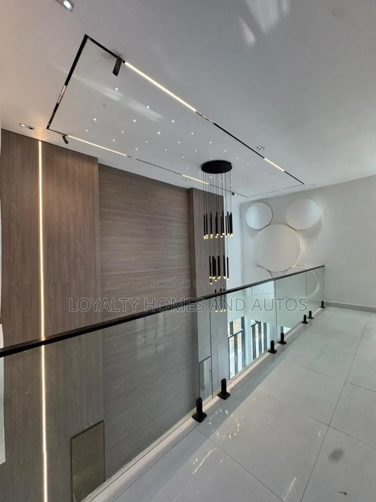 6bdrm House in Chevron for sale in Chevron