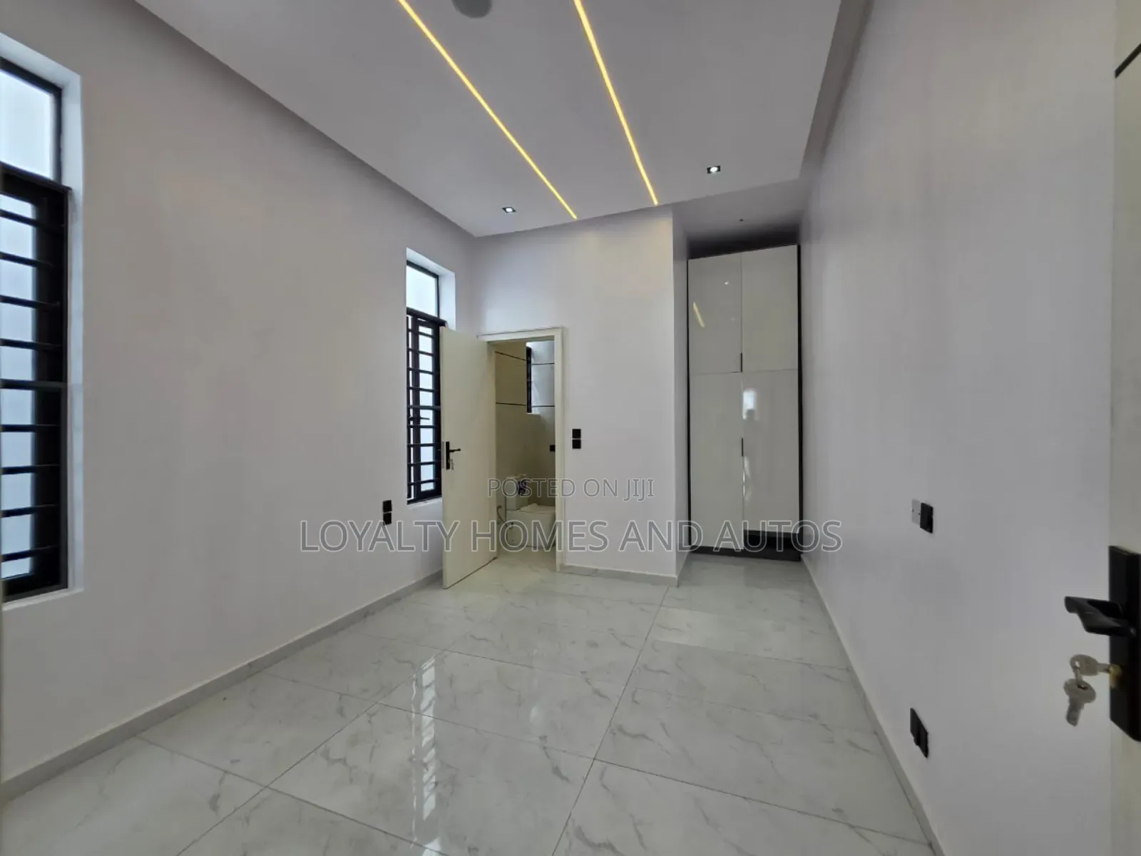 4bdrm Duplex in Shagari Estate, Alimosho for sale in Alimosho