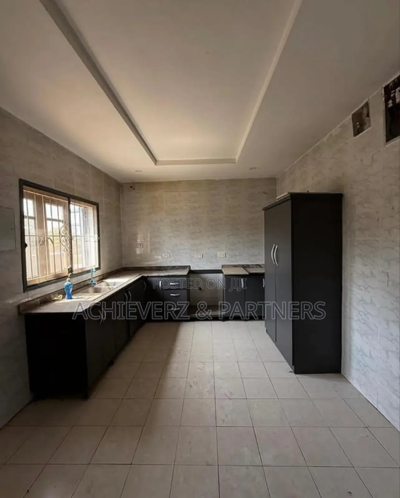 3bdrm Duplex in Jabi for sale in Jabi