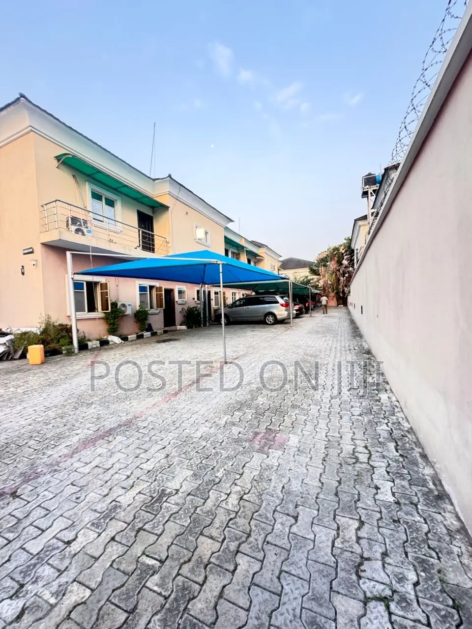Furnished 4bdrm Duplex in Chevy View Estate, Lekki Phase 2 for sale in Lekki Phase 2