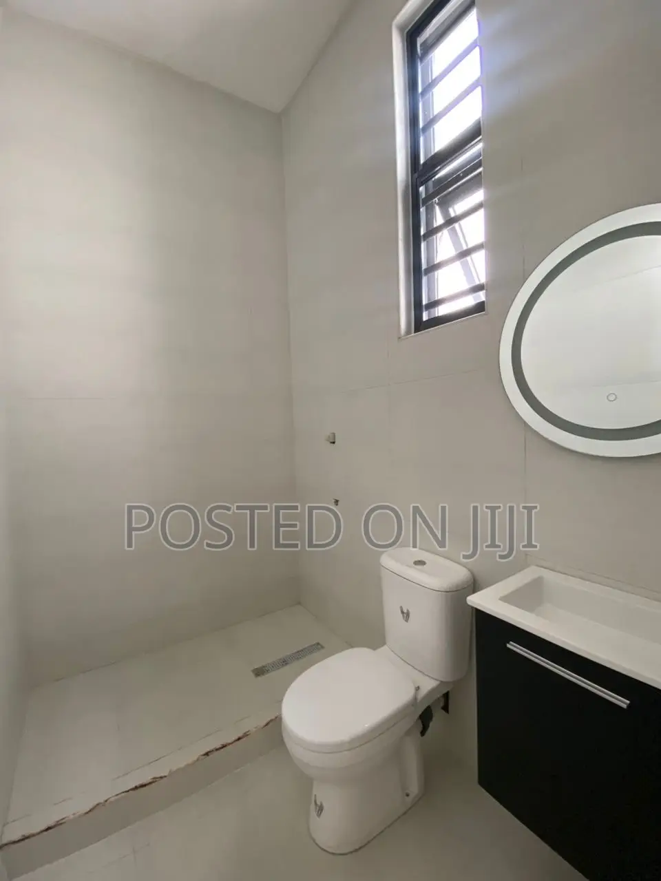 4bdrm Duplex in Dpkay Estate, Lekki Phase 2 for sale in Lekki Phase 2