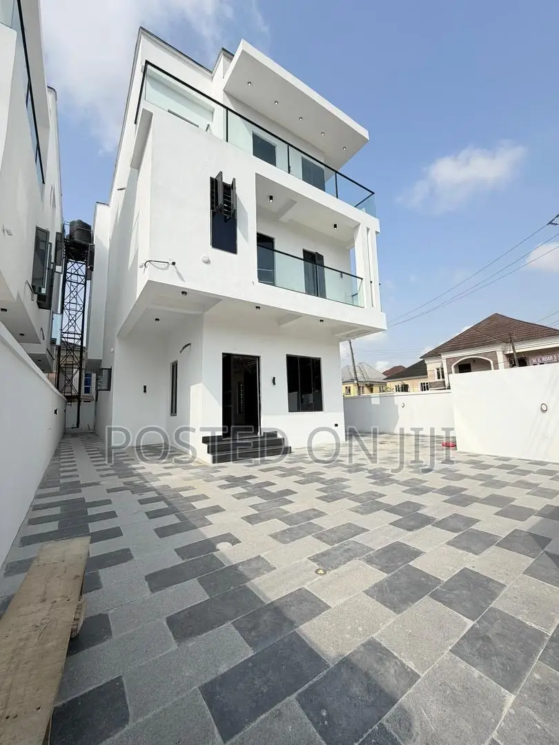5bdrm Duplex in Lekki County Homes for sale in Lekki Phase 2