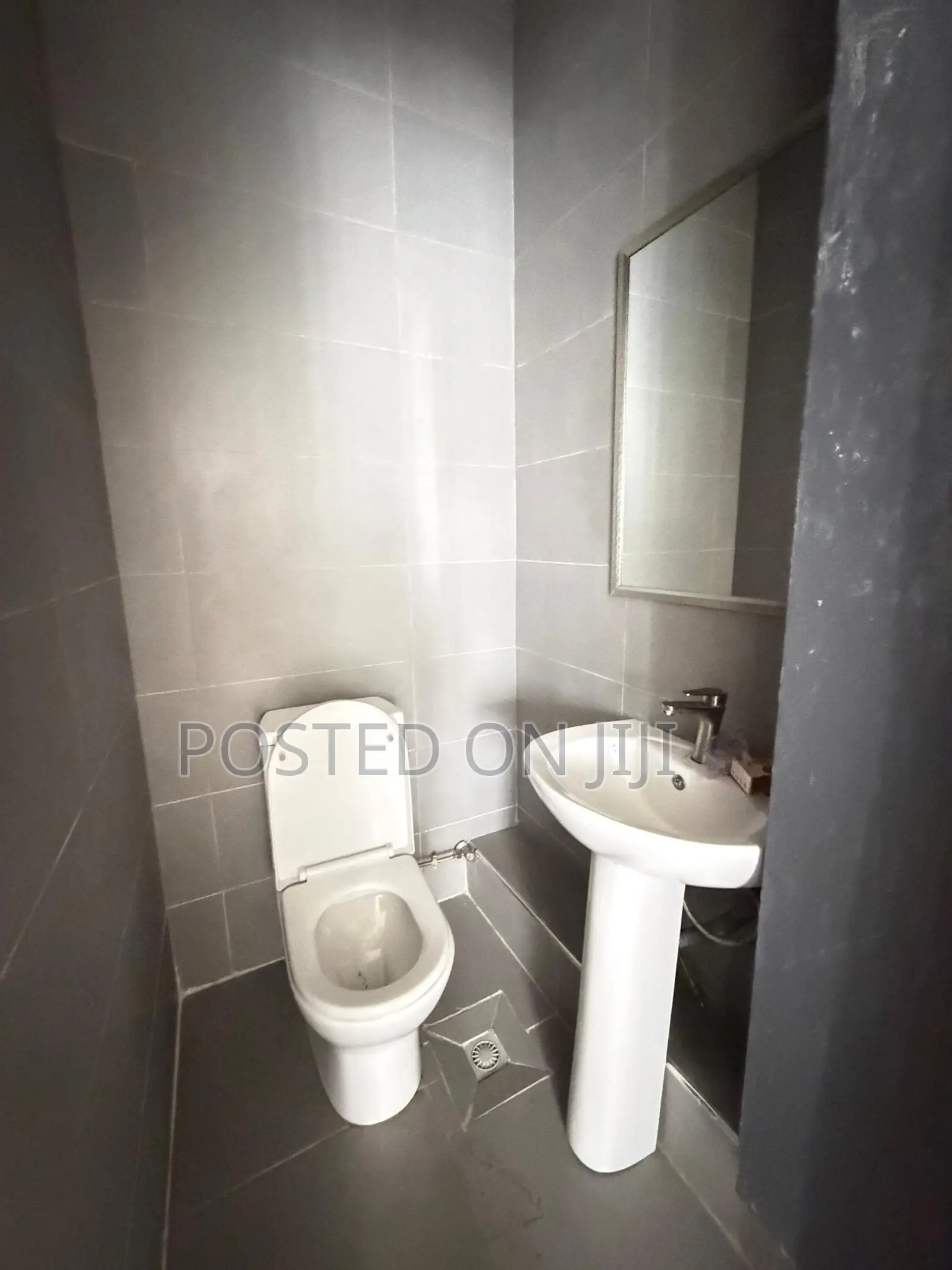 2bdrm Apartment in Ikate, Lekki Phase 1 for sale in Lekki Phase 1