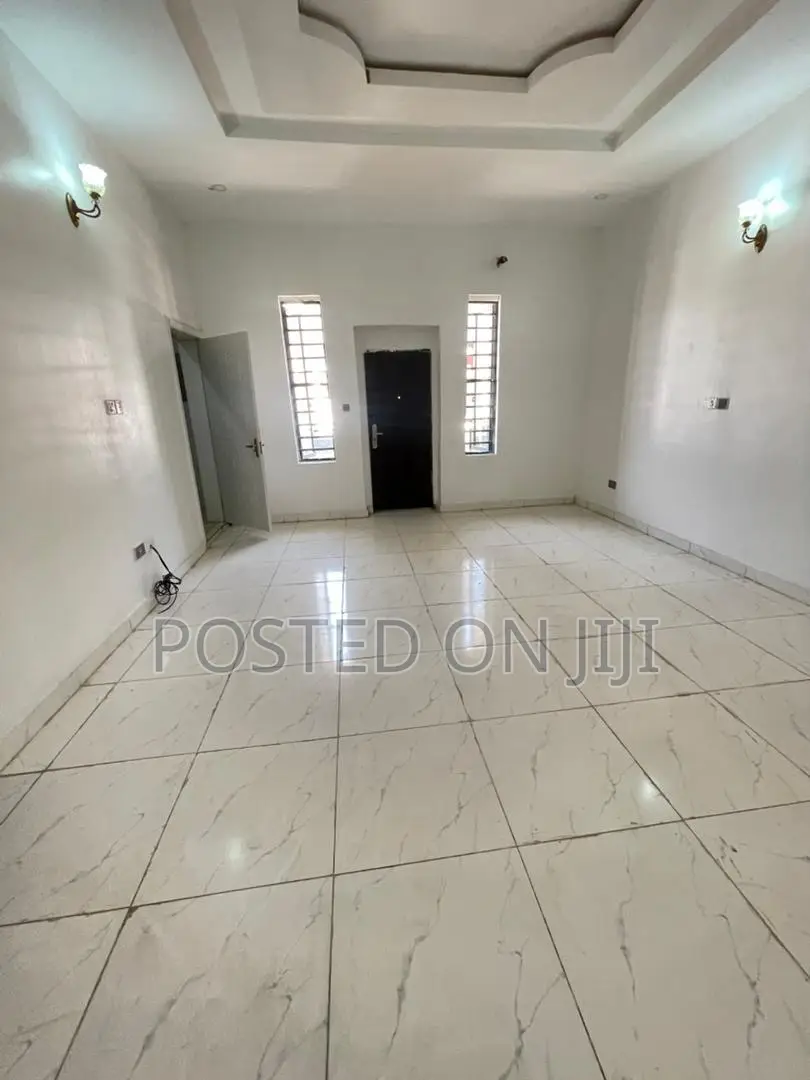 4bdrm Duplex in Ikota Lekki for sale in Lekki Phase 2