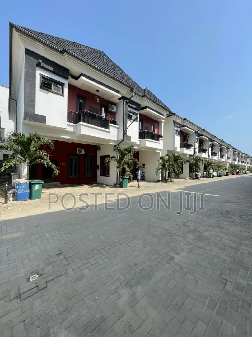 4bdrm Duplex in Ikota Lekki for sale in Lekki Phase 2