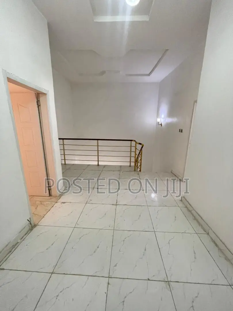 4bdrm Duplex in Ikota Lekki for sale in Lekki Phase 2