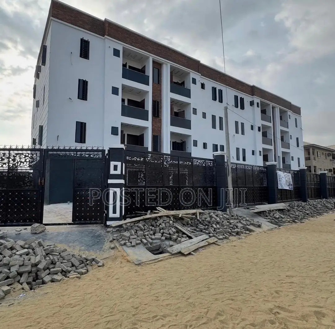 2bdrm Apartment in Lekki Ologolo for sale in Lekki Phase 2