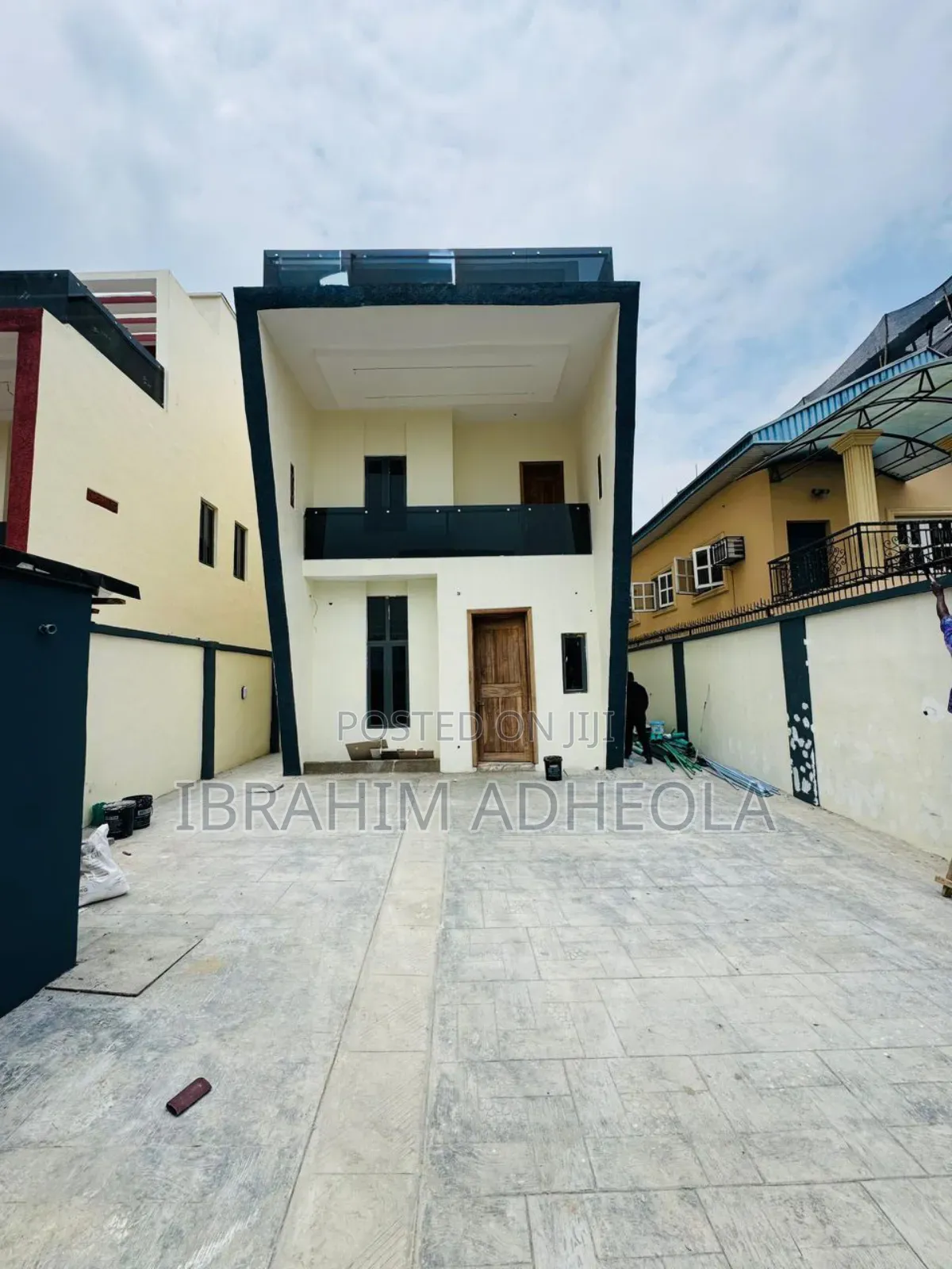 5bdrm Duplex in Ogudu Gra for sale in Ogudu GRA