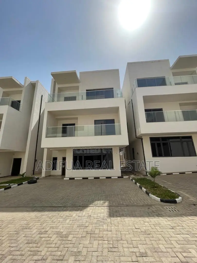 Smart 5-Bedroom Semi-Detached Duplex + B.Q in Guzape District