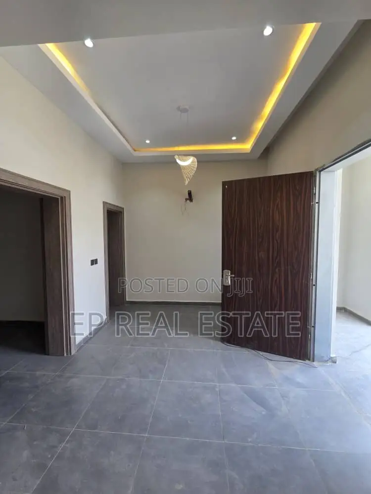5bdrm Duplex in Dawaki for sale in Dawaki