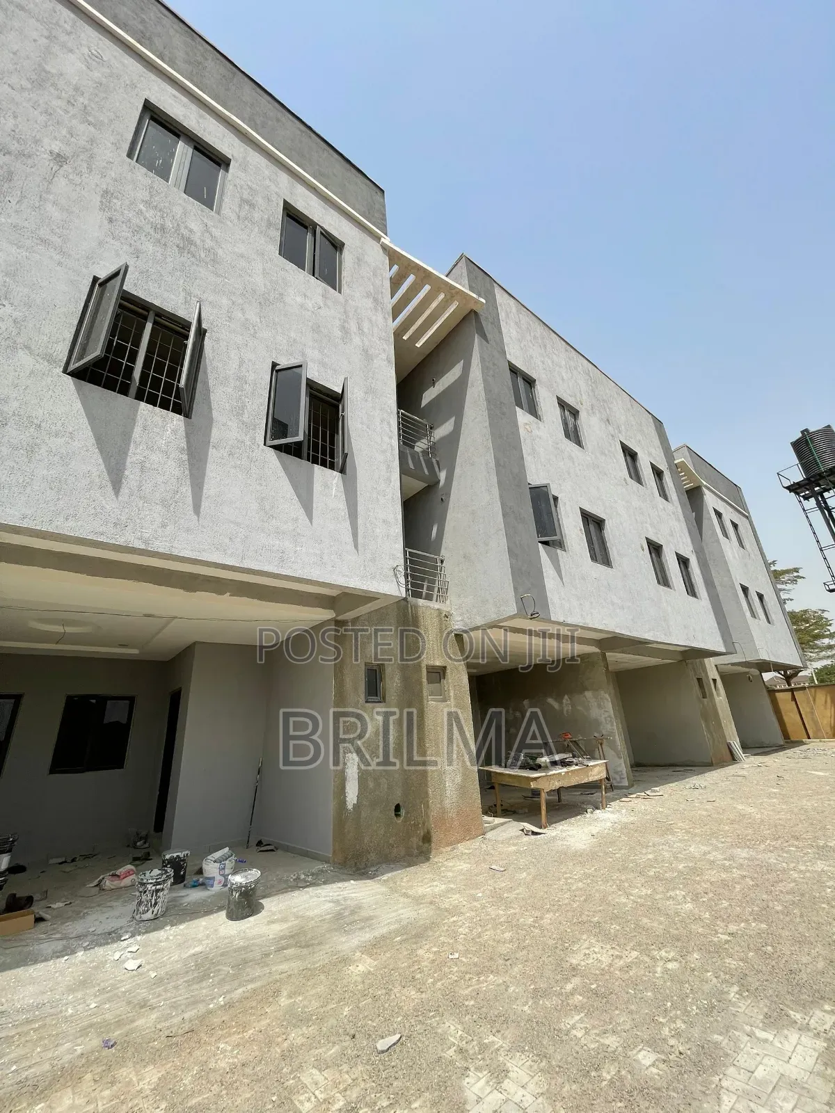 4bdrm Duplex in Life Camp for sale in Life Camp