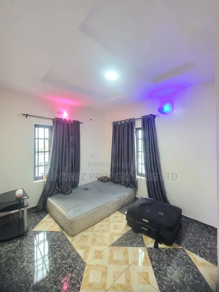 12bdrm Apartment in Badore for rent in Ado / Ajah