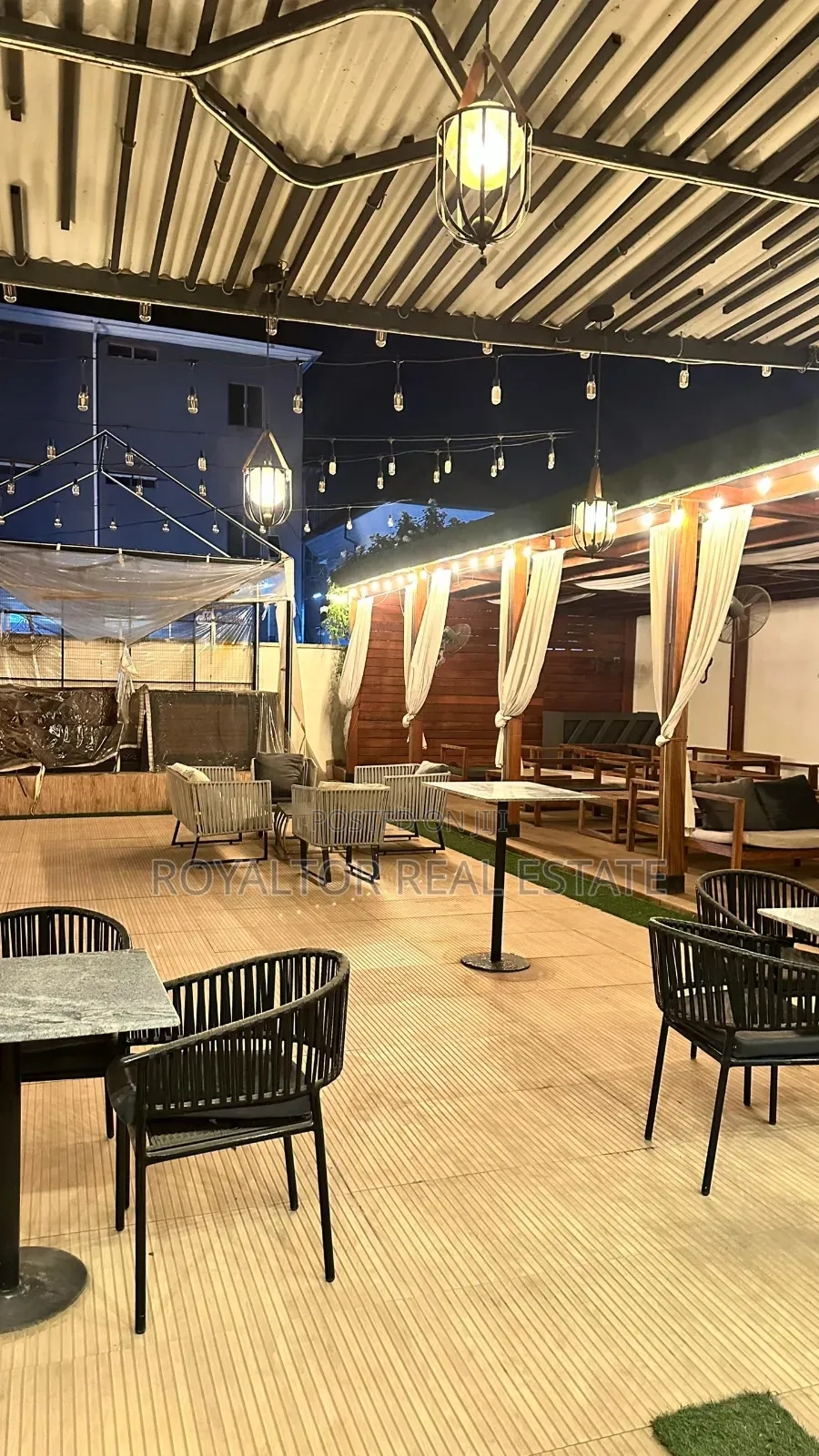 Luxury Lounge for Sale in Gra in Benin City