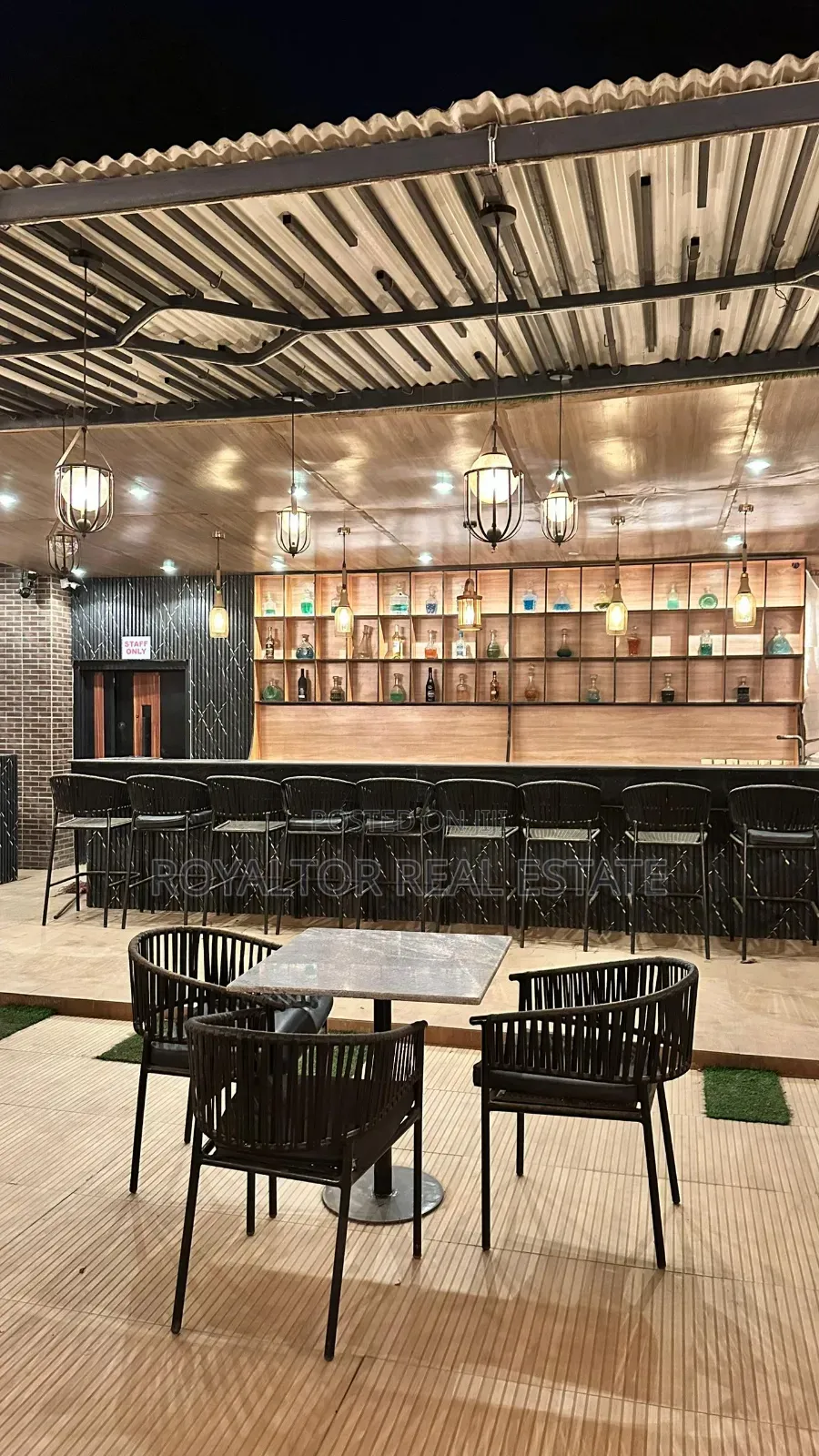 Luxury Lounge for Sale in Gra in Benin City
