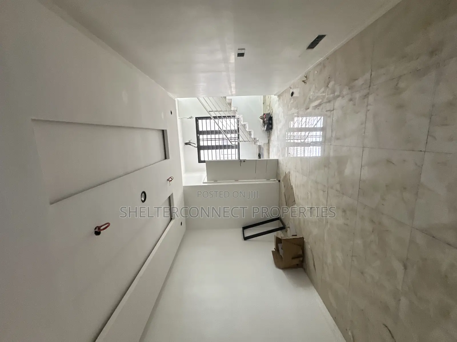 2bdrm Maisonette in Ikate for sale in Ikate