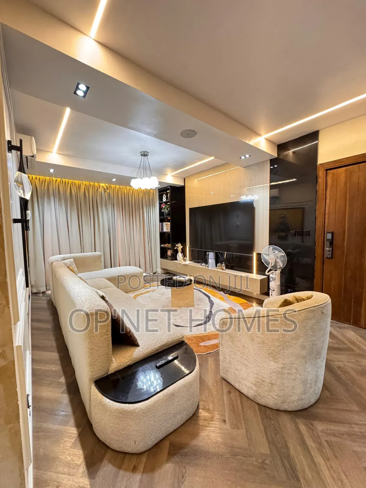 Furnished 3bdrm Apartment in Lekki Expressway for sale in Lekki Expressway