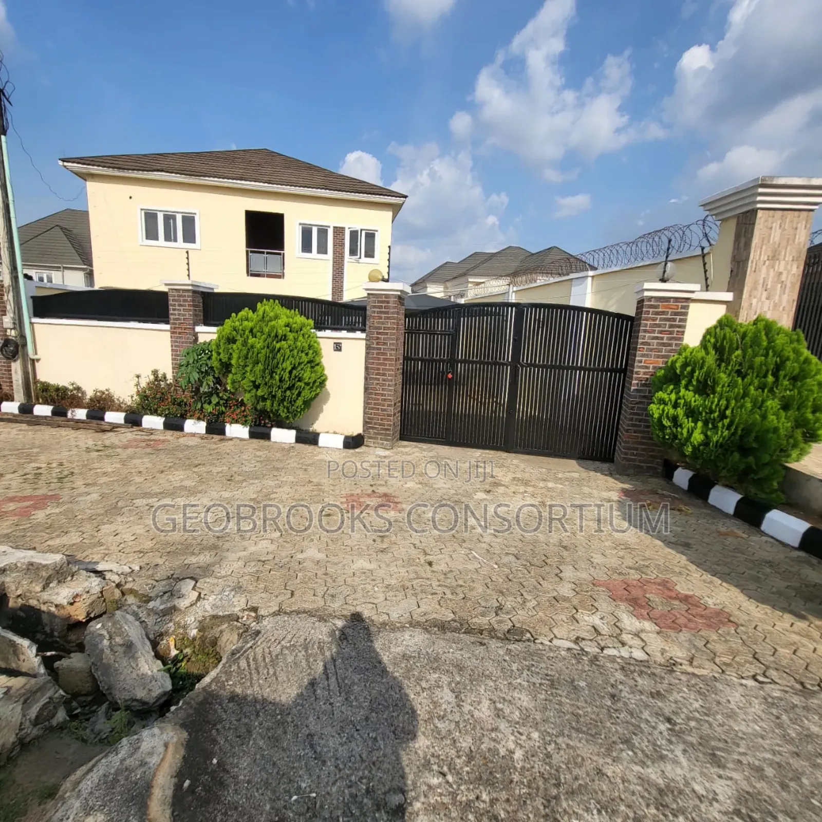 4bdrm Duplex in Kolapo Ishola Gra, Akobo for sale in Akobo