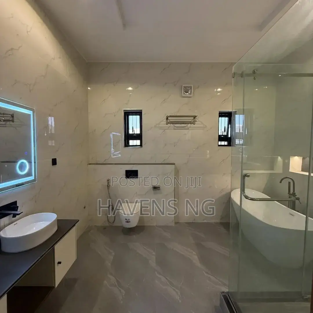 7bdrm Duplex in Asokoro for sale in Asokoro
