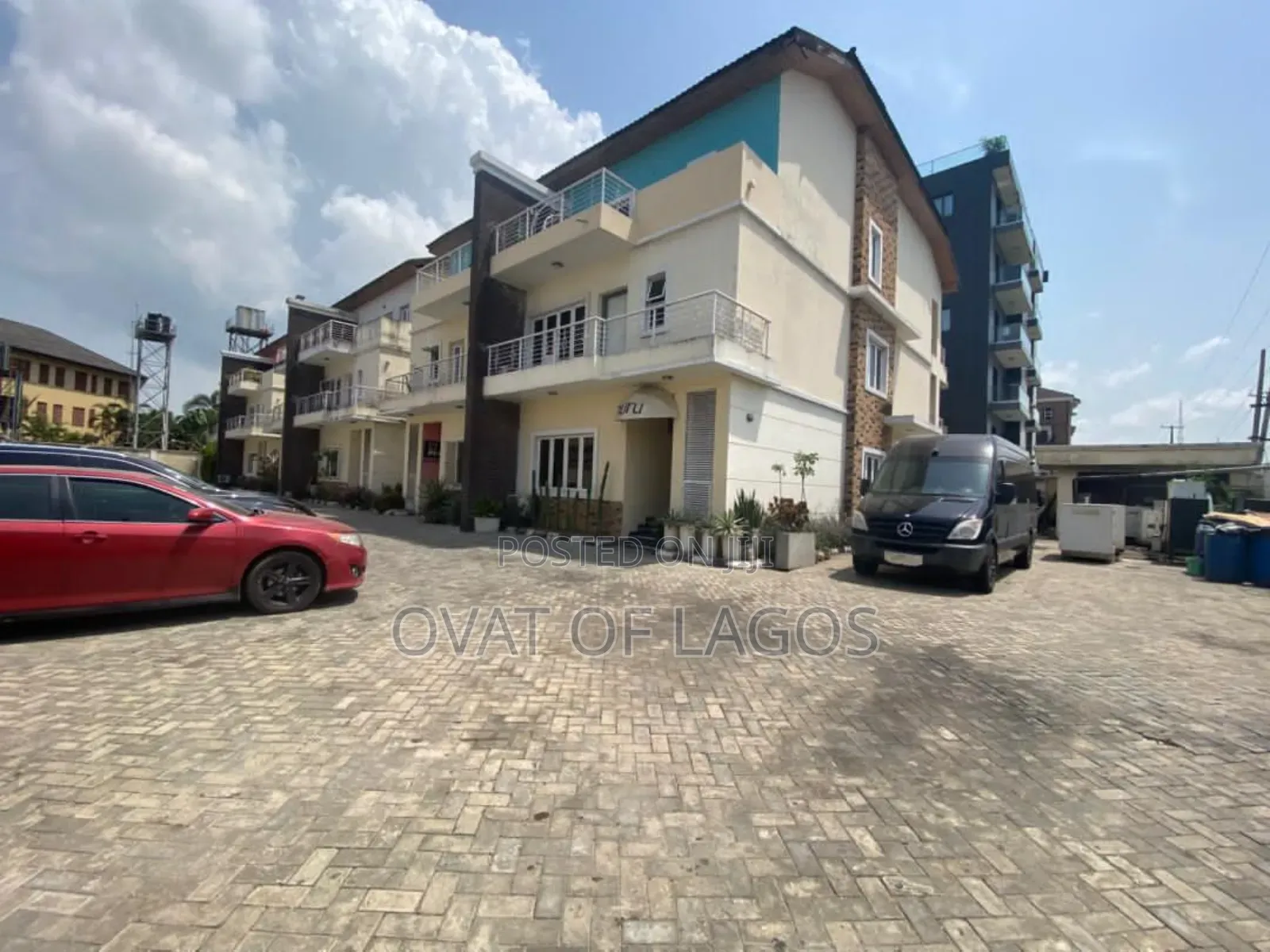 4bdrm Duplex in Lekki Phase 1 for rent in Lekki Phase 1