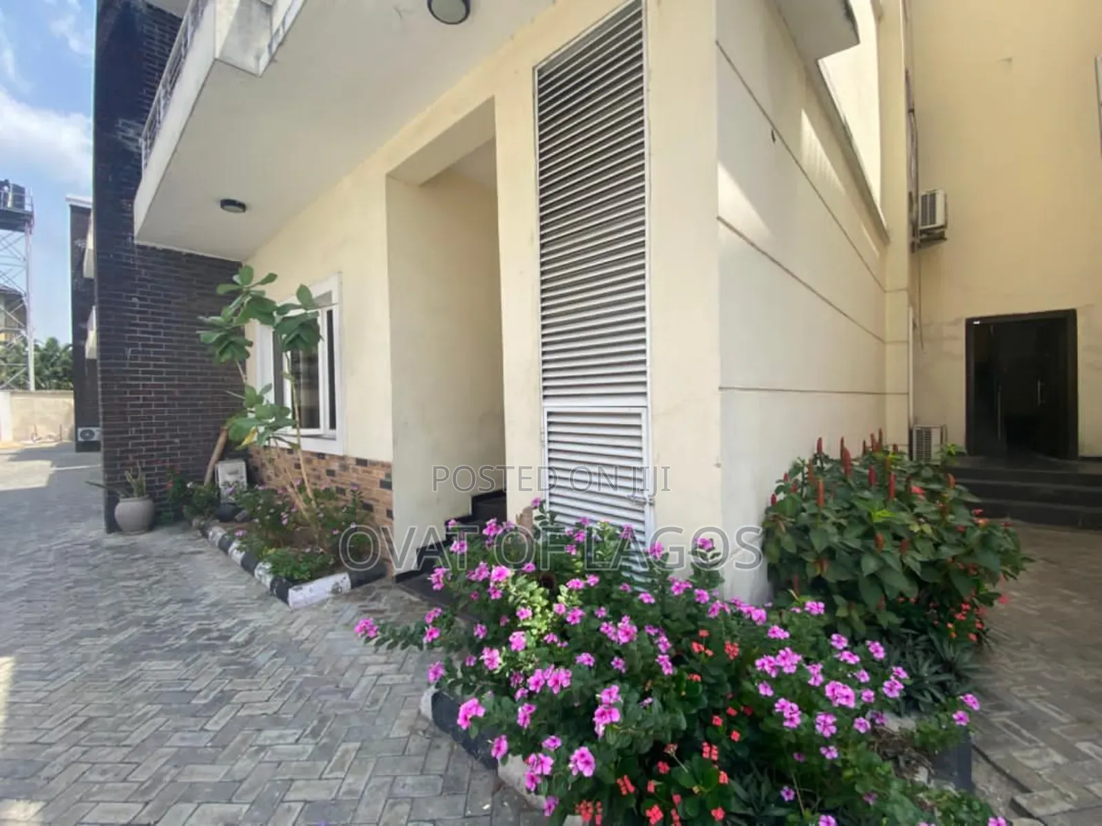 4bdrm Duplex in Lekki Phase 1 for rent in Lekki Phase 1