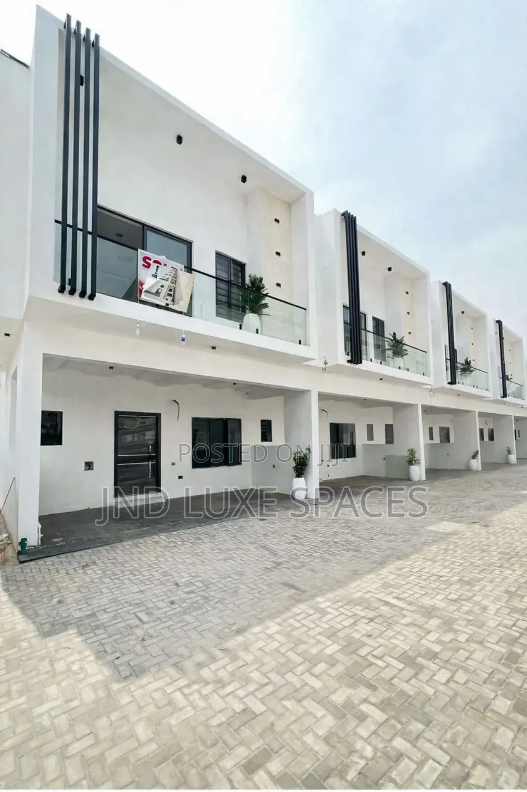 4bdrm Townhouse / Terrace in Ikota for rent in Ikota