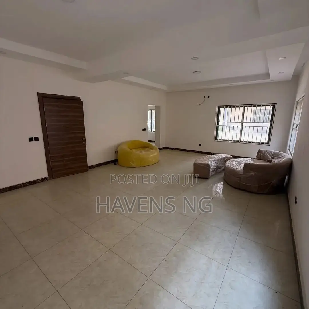 5bdrm Duplex in Mabushi for sale in Mabushi