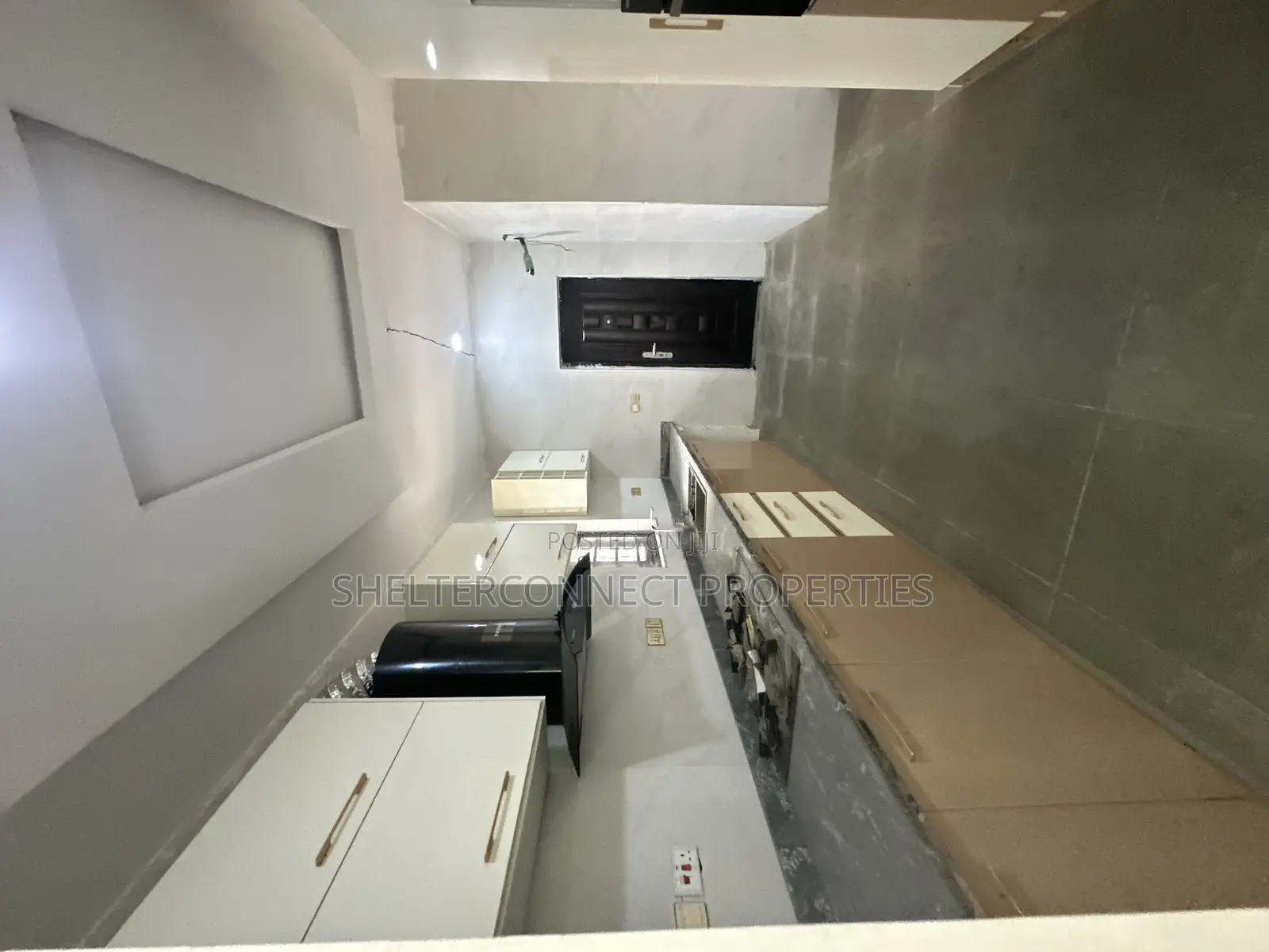 4bdrm Townhouse/Terrace in Ikate for sale in Ikate