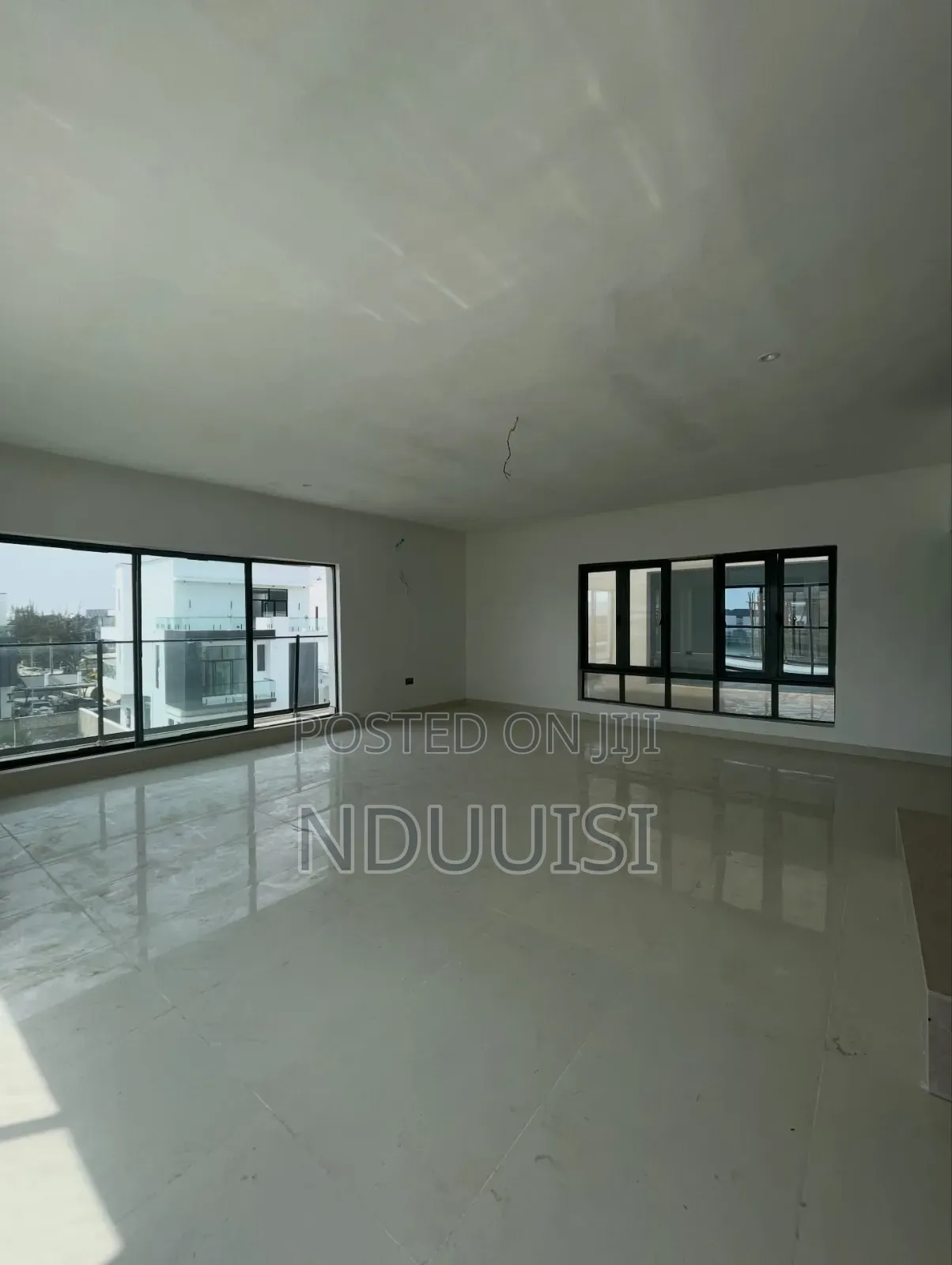 5bdrm Duplex in Lekki County Homes, Ikota for sale in Ikota