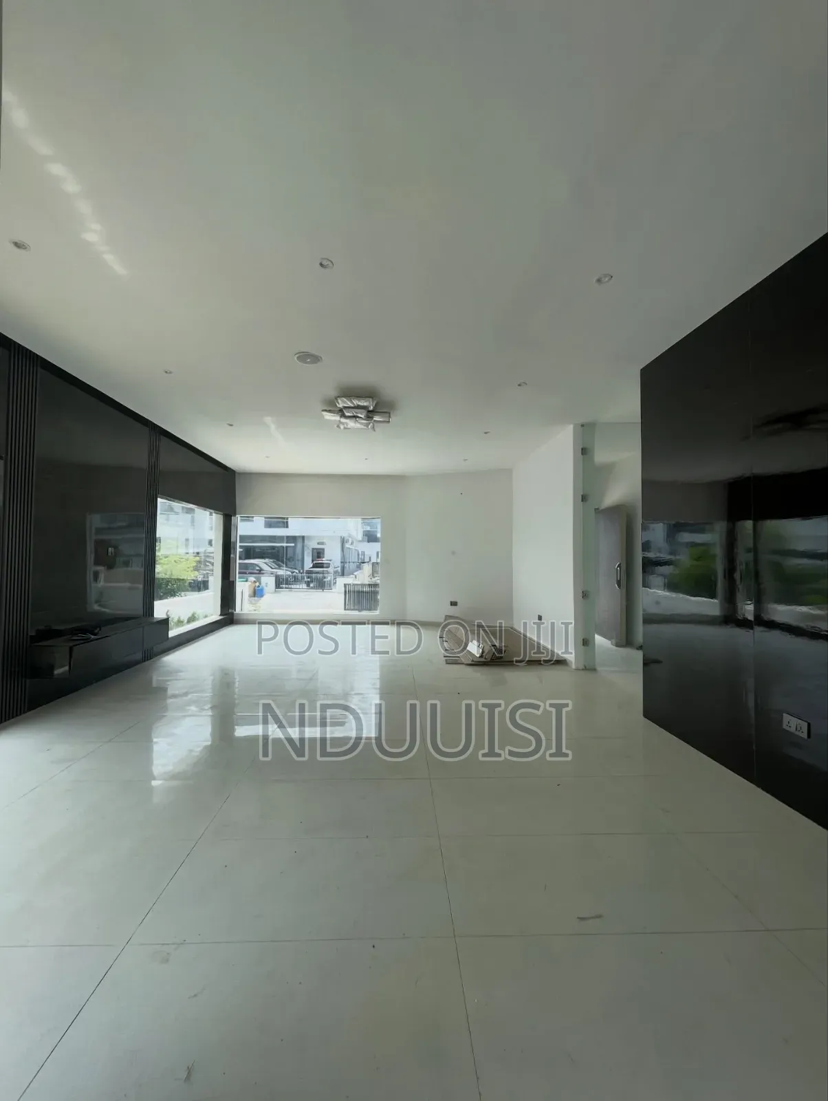 5bdrm Duplex in Lekki County Homes, Ikota for sale in Ikota