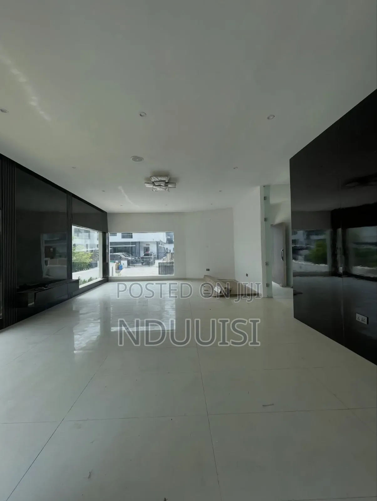 5bdrm Duplex in Lekki County Homes, Ikota for sale in Ikota