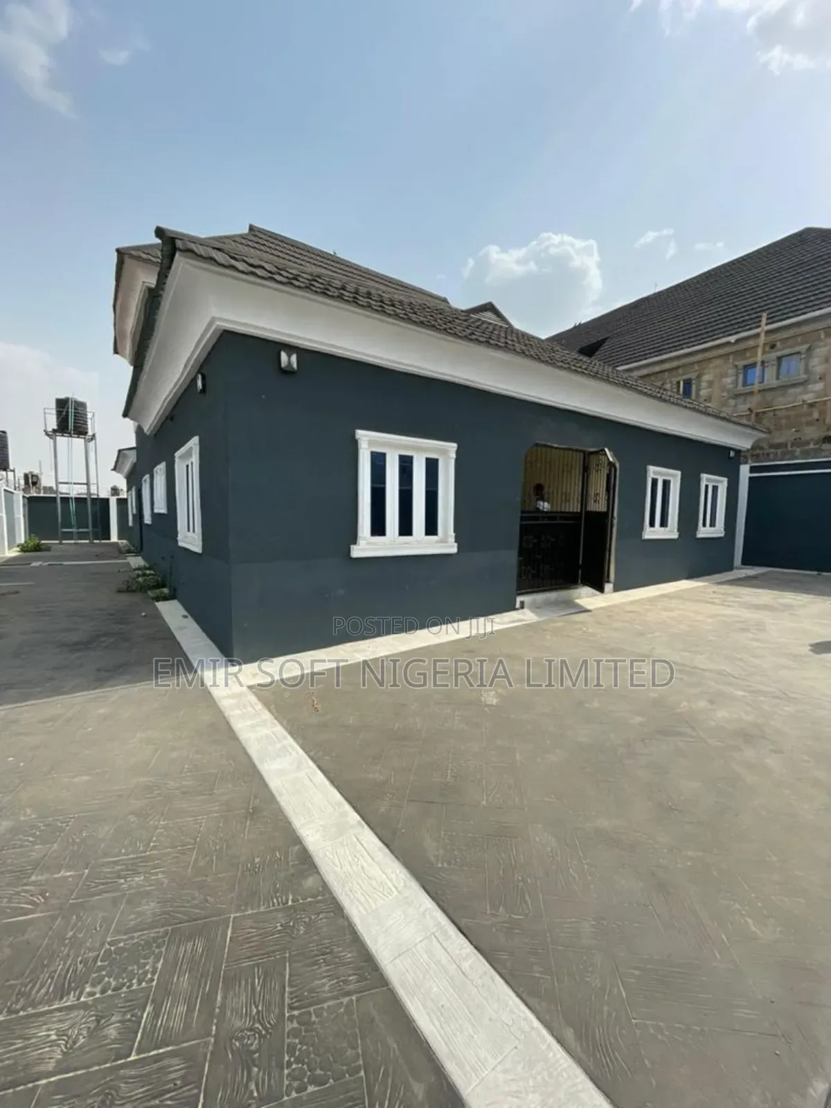 4bdrm Bungalow in Akoto Estate, Akala Express for sale in Akala Express