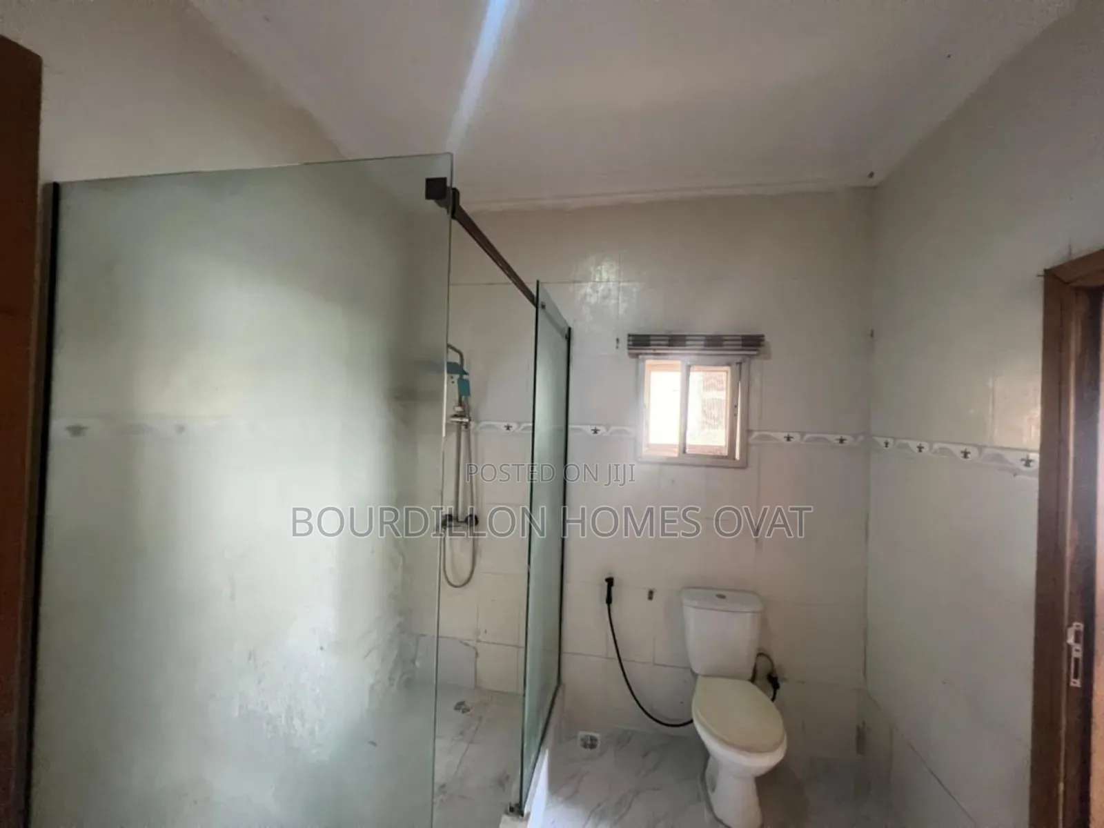 5bdrm Duplex in Lekki Phase 1 for sale in Lekki Phase 1