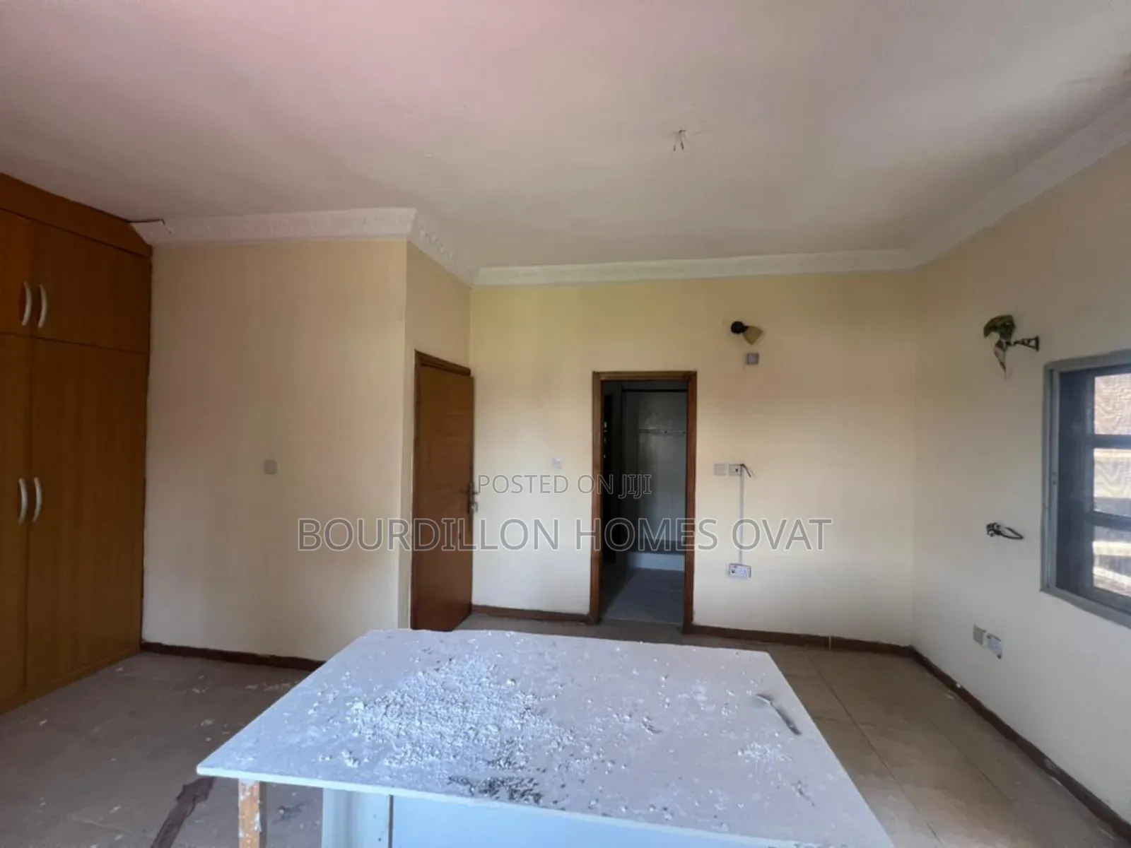 5bdrm Duplex in Lekki Phase 1 for sale in Lekki Phase 1