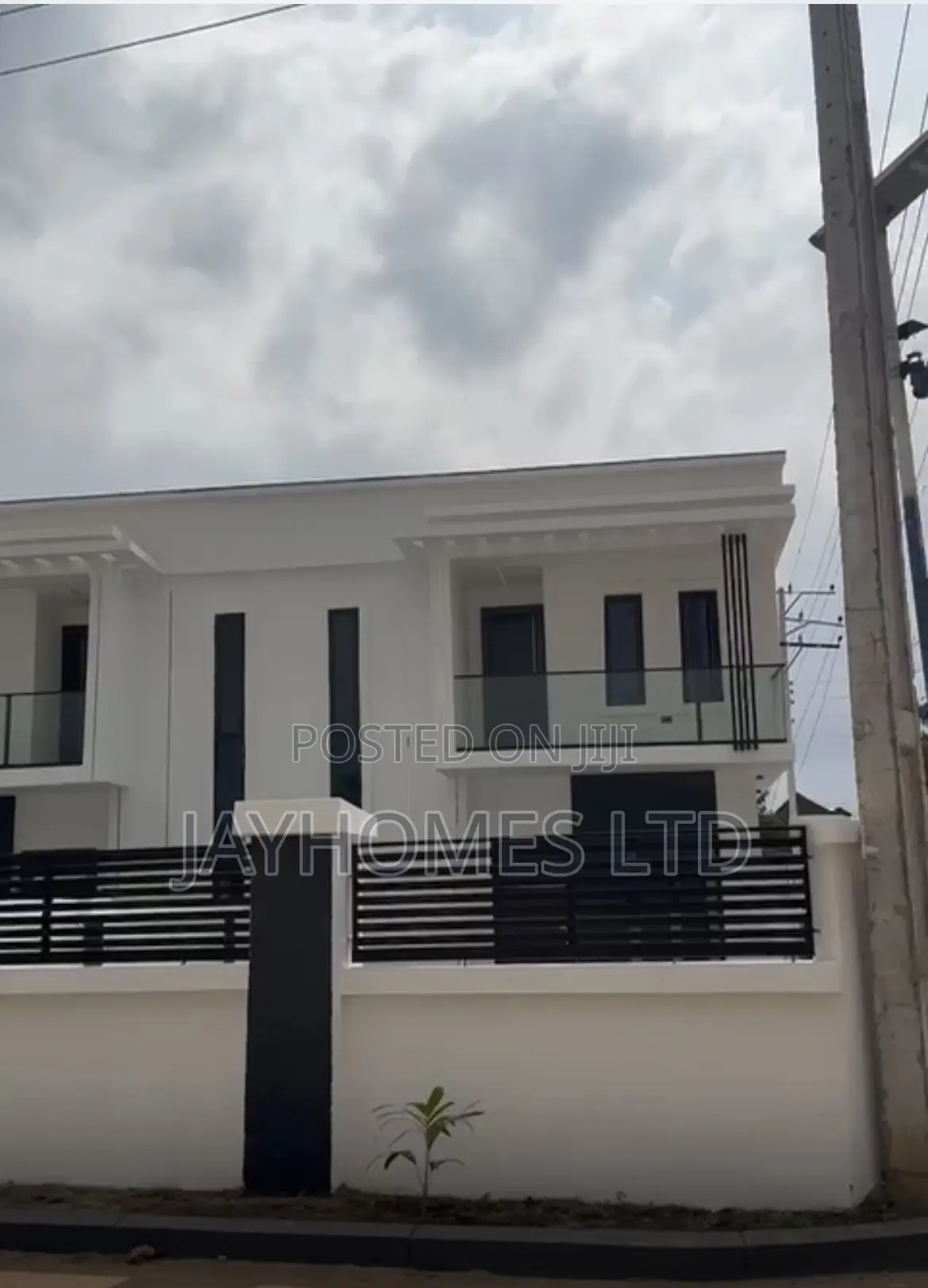 Brand New 4 Bedroom Duplex With Inverter for Sale in Asaba in Oshimili South