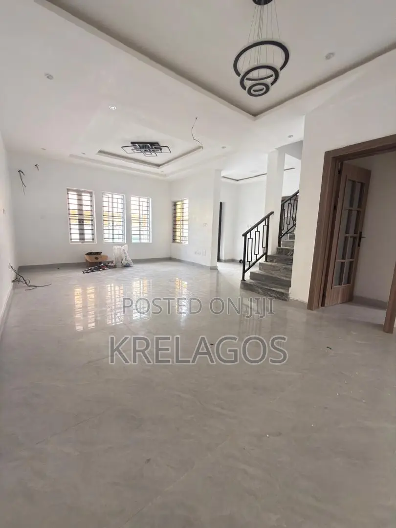 4bdrm Townhouse / Terrace in Lekki Phase 1 for rent in Lekki Phase 1