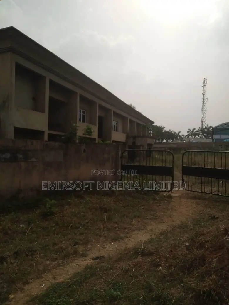 7 Plots of Land, 13 Office Units 100 Capacity Hall, Iyaganku Gra in Iyanganku