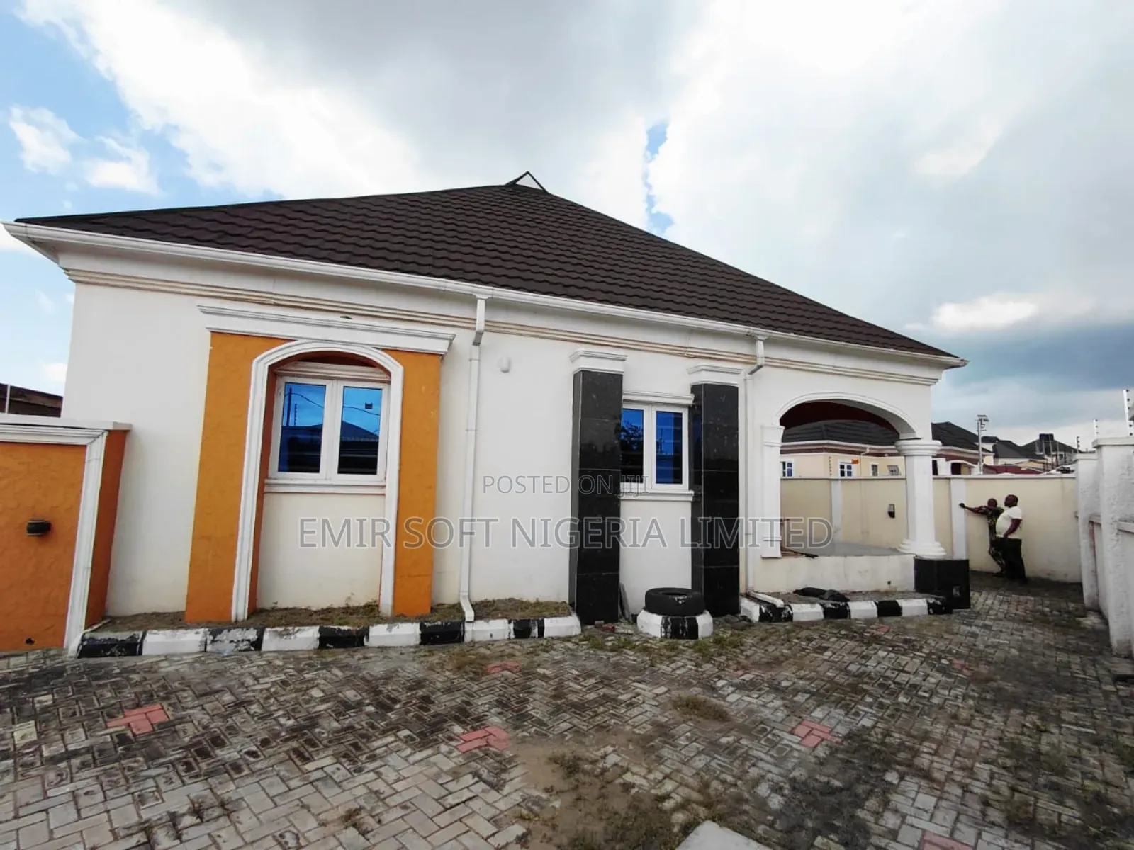 Furnished 3bdrm Bungalow in Temidire Estate, Ologuneru for sale in Ologuneru
