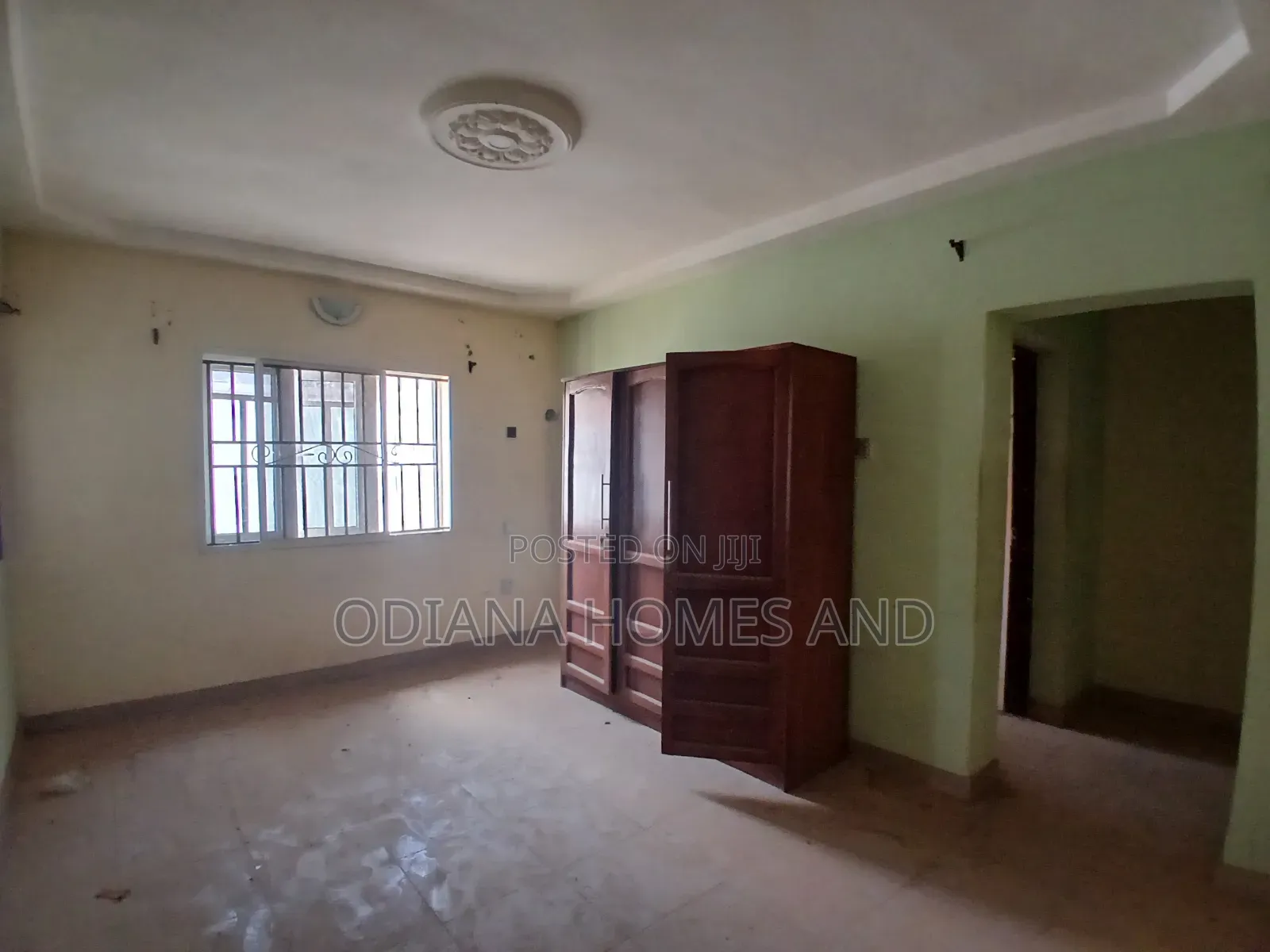 6bdrm Bungalow in Off Akala Expressway, Ibadan for sale in Ibadan