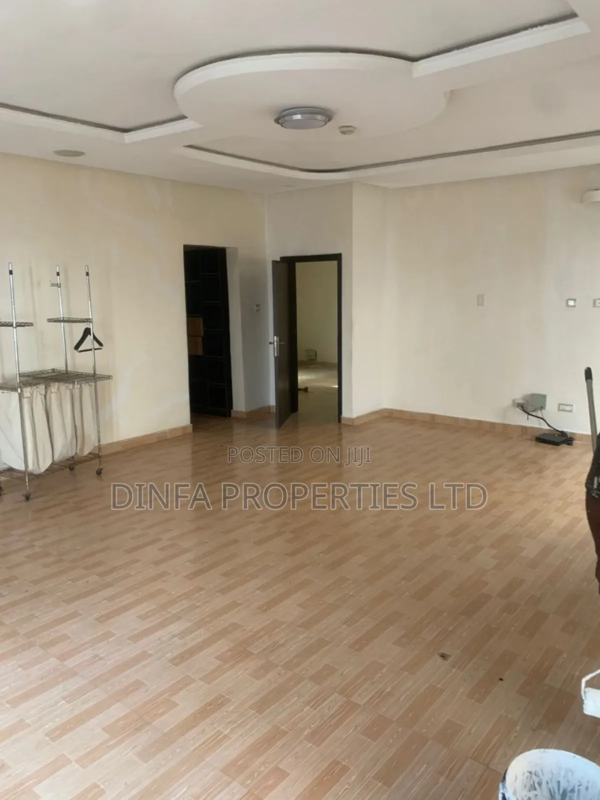 1bdrm Shared Apartment in Bera Estate, Chevron for rent in Chevron